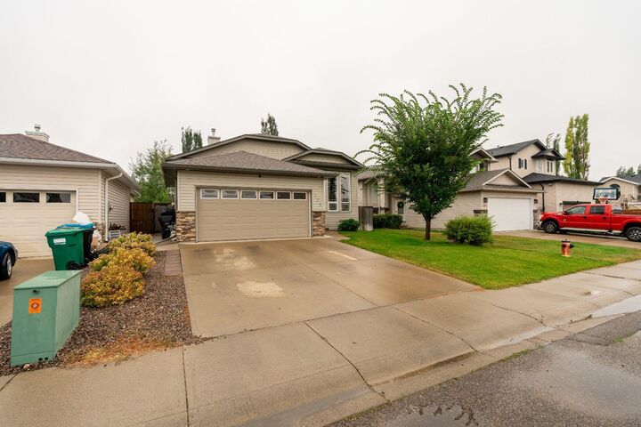 Property Photo: 135 Fairmont Point S AB T1K 7W8