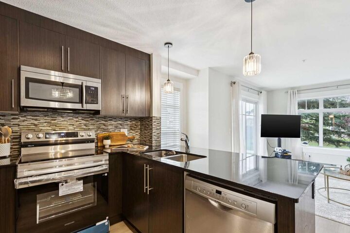 Property Photo:  155 Skyview Ranch Way NE 4108  AB T3N 0L4 