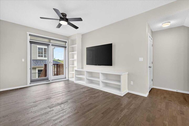 Property Photo: 77 Kinlea Way NW AB T3R 0S2