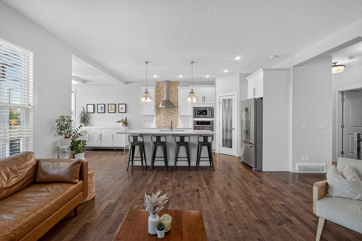 Property Photo: 367 Mahogany Terrace SE AB T3M 0X5