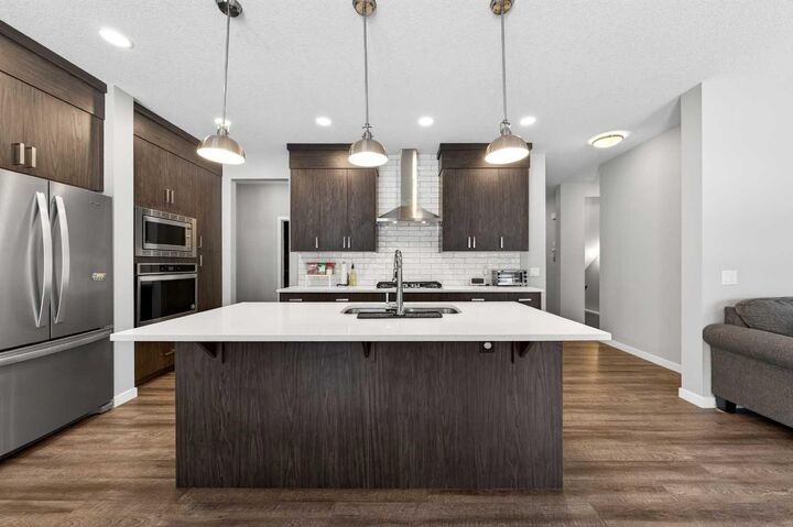 Property Photo: 48 Carringvue Street NW AB T3P 1L7