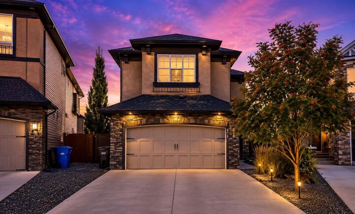 78 Cranarch View SE — photo 1