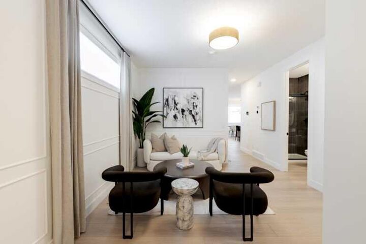 Property Photo:  43 Marmot Grove NW  AB T3R 2H1 