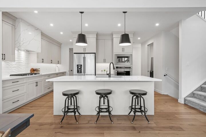 Property Photo: 317 Grayling Manor AB T3Z 0H6