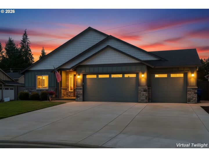 Property Photo:  2938 NE 3rd Cir  WA 98604 