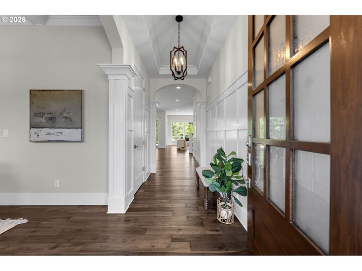 Property Photo: 31057 SW Sandy Ct OR 97070