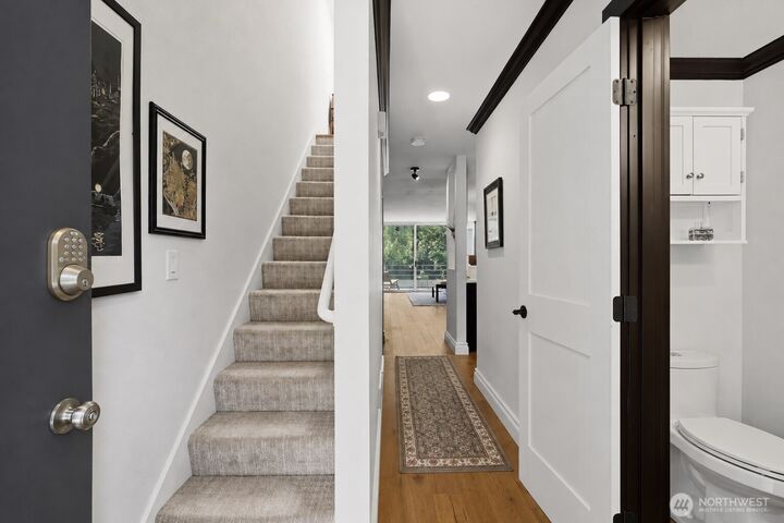 Property Photo:  17001  Inglewood Road NE N208  WA 98028 