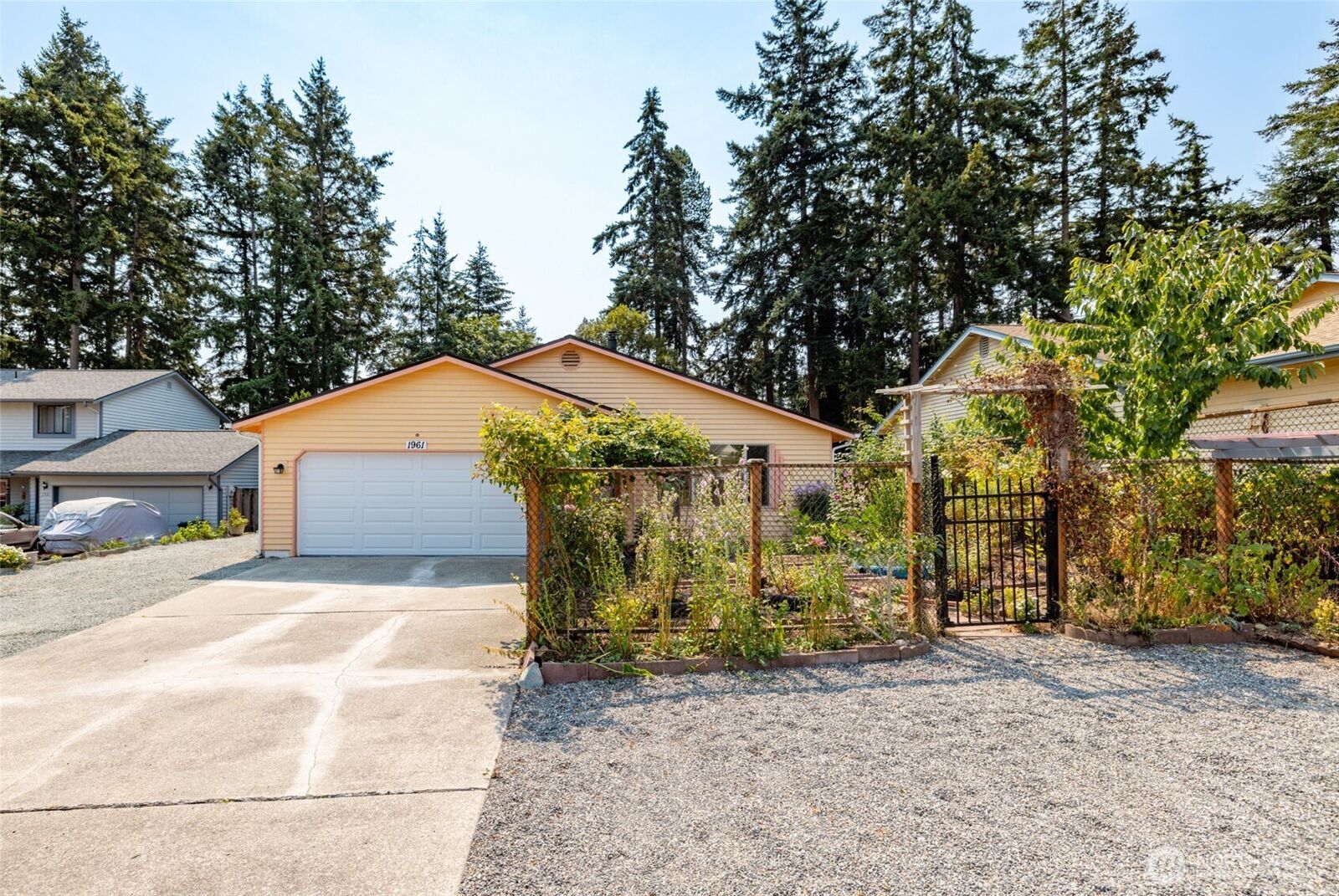 Property Photo: 1961 NE 9th Avenue WA 98277