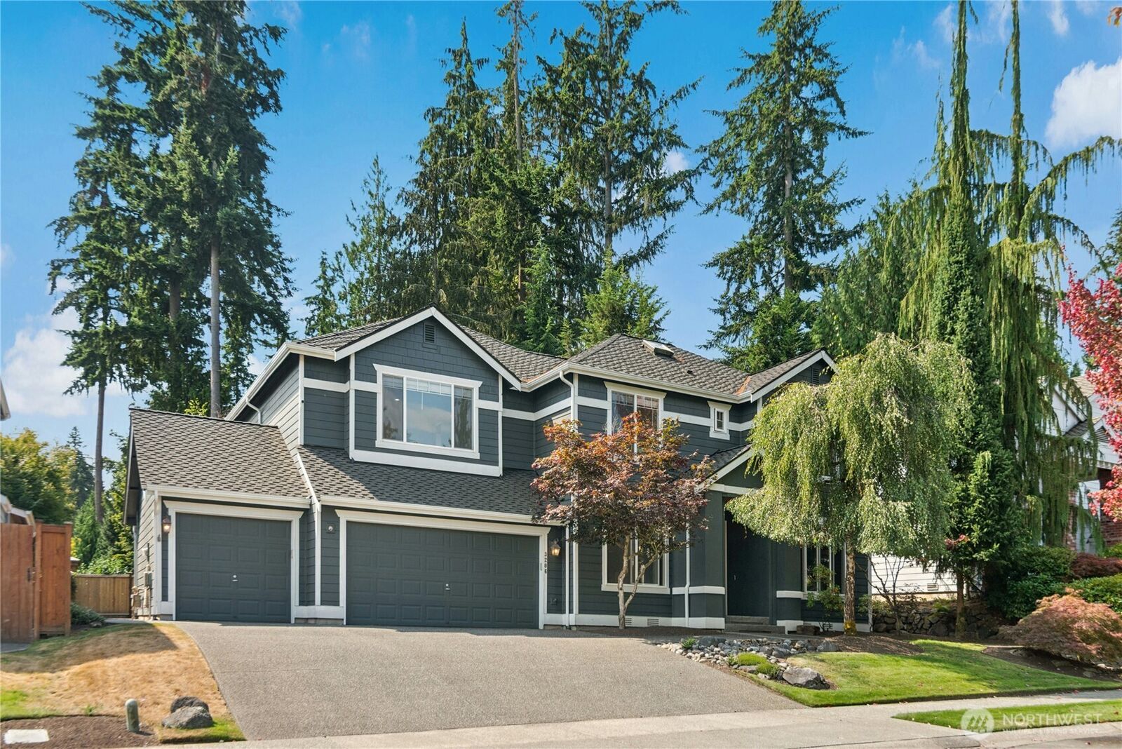 Property Photo: 3206 145th Place SE WA 98012