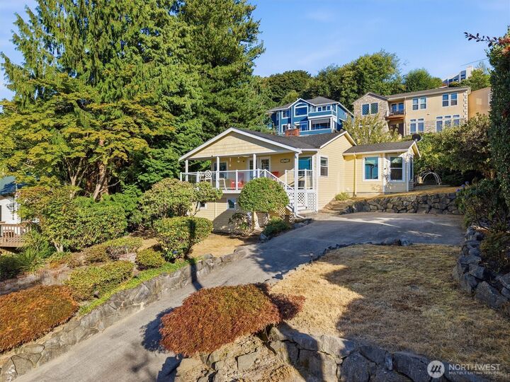 Property Photo: 28748 Sound View Drive S WA 98198