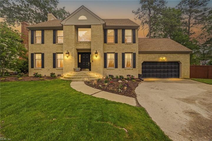 Property Photo:  913 Montebello Cir  VA 23322 