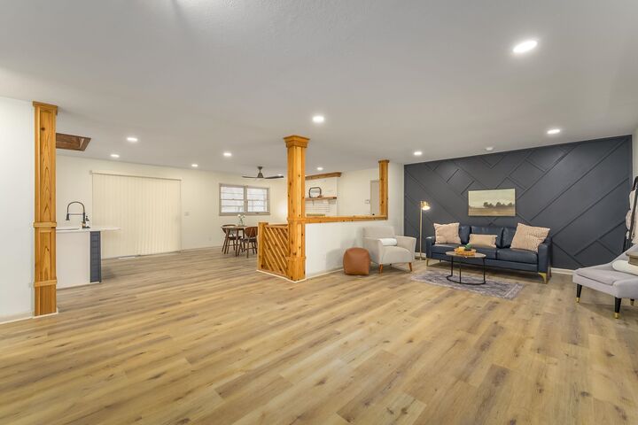 Property Photo: 8001 E Willowbrook Rd KS 67207-1129