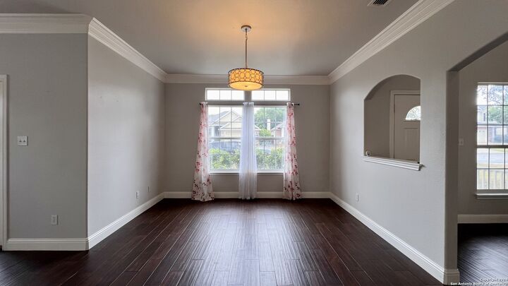 Property Photo:  1042 Maltese Gdn  TX 78260 