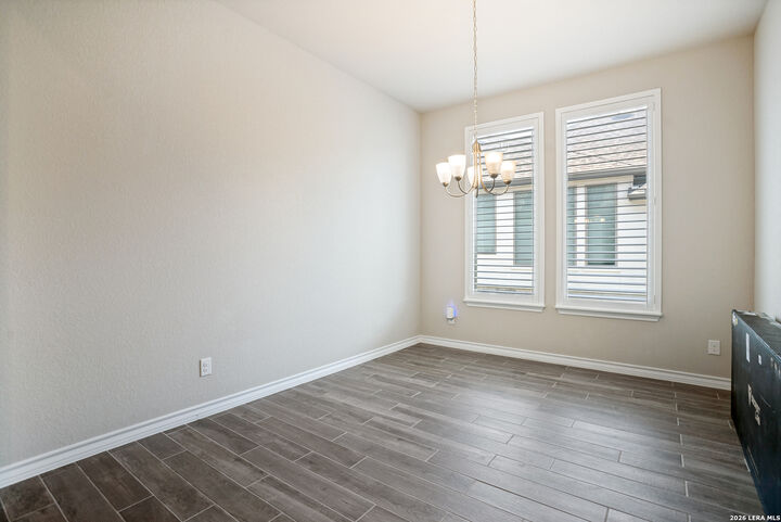 Property Photo:  29618 Wackford Rdg  TX 78015 