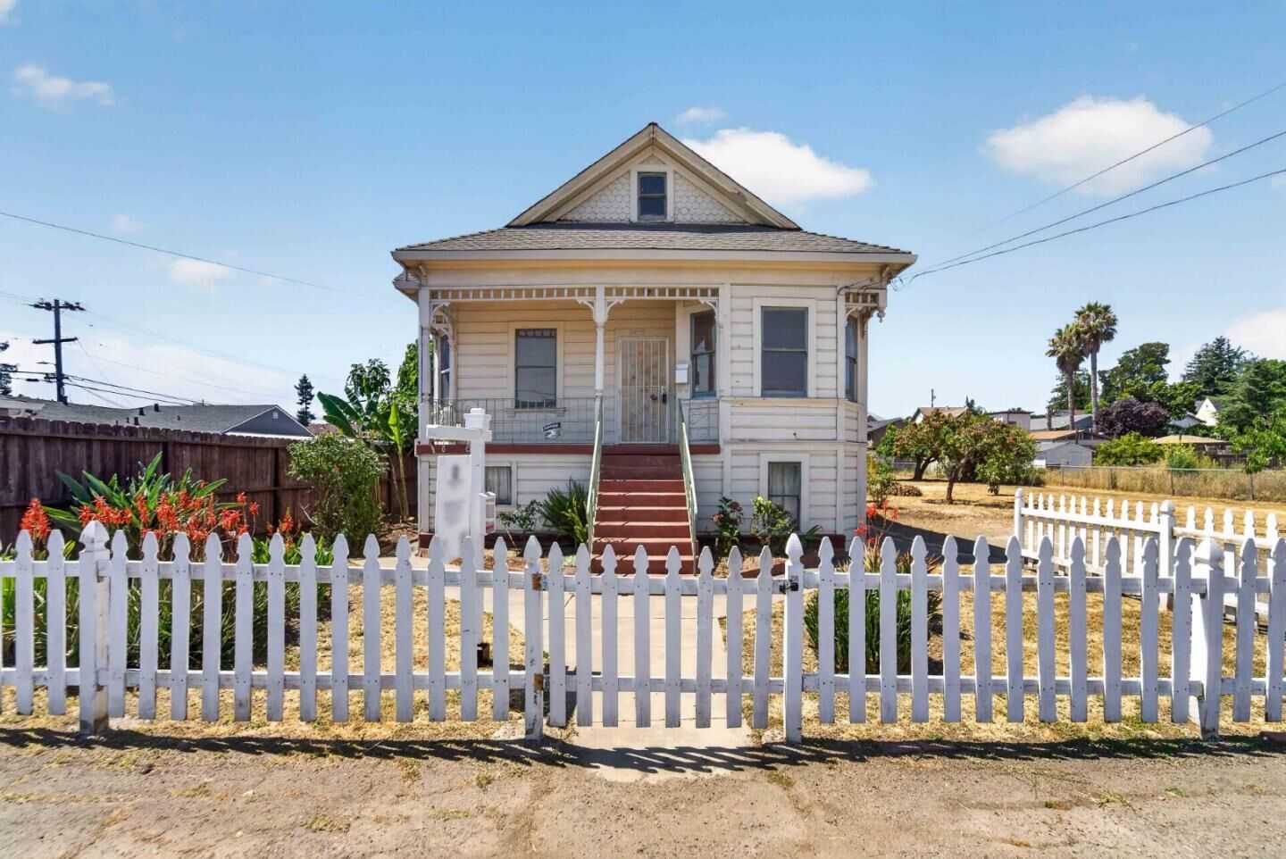 Property Photo:  21459 Locust Street  CA 94541 