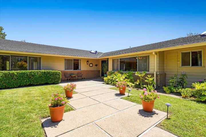 Property Photo:  260 Oak Hill  CA 95076 