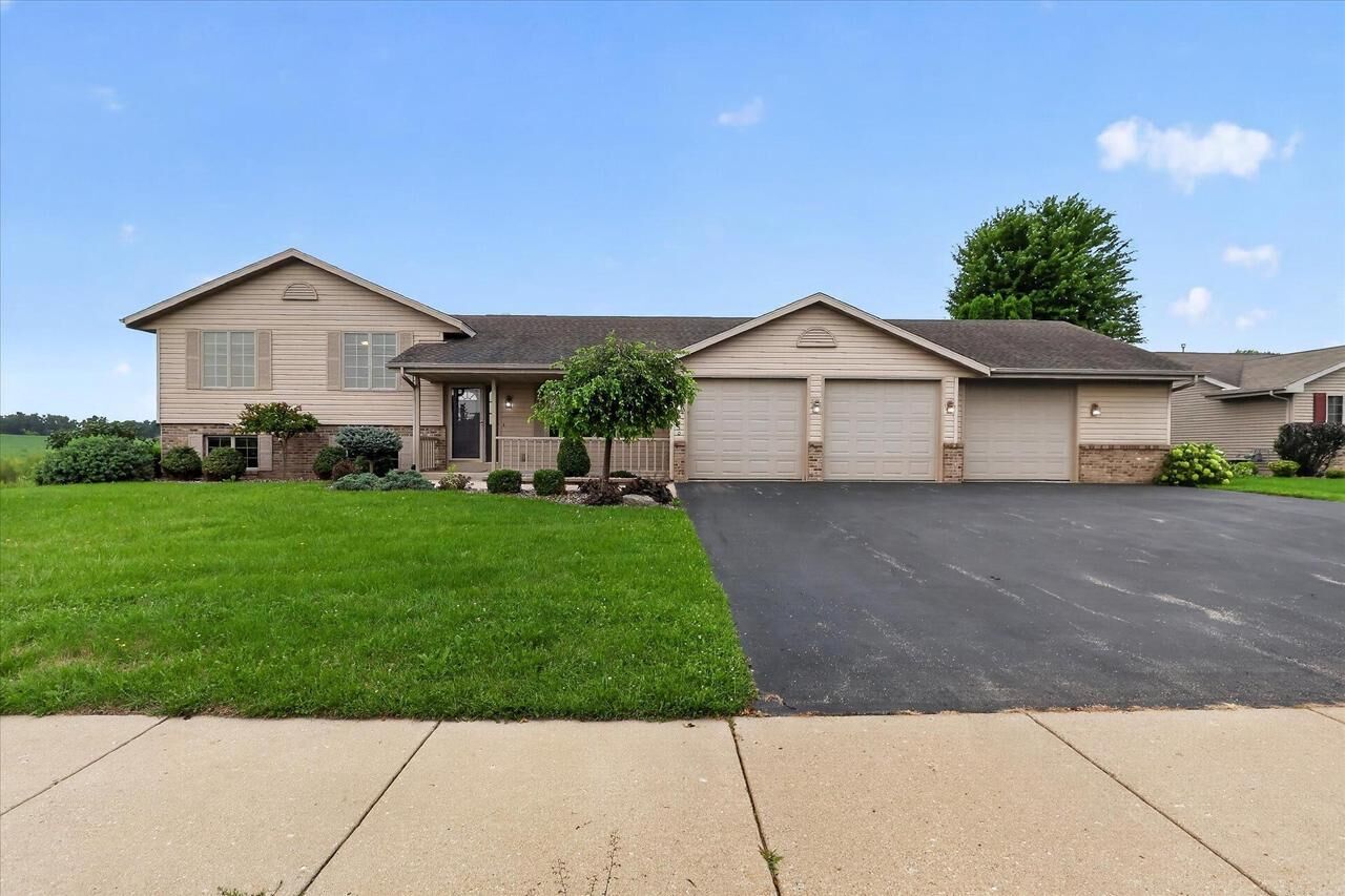 Property Photo:  4330 E Rotamer Road  WI 53546 