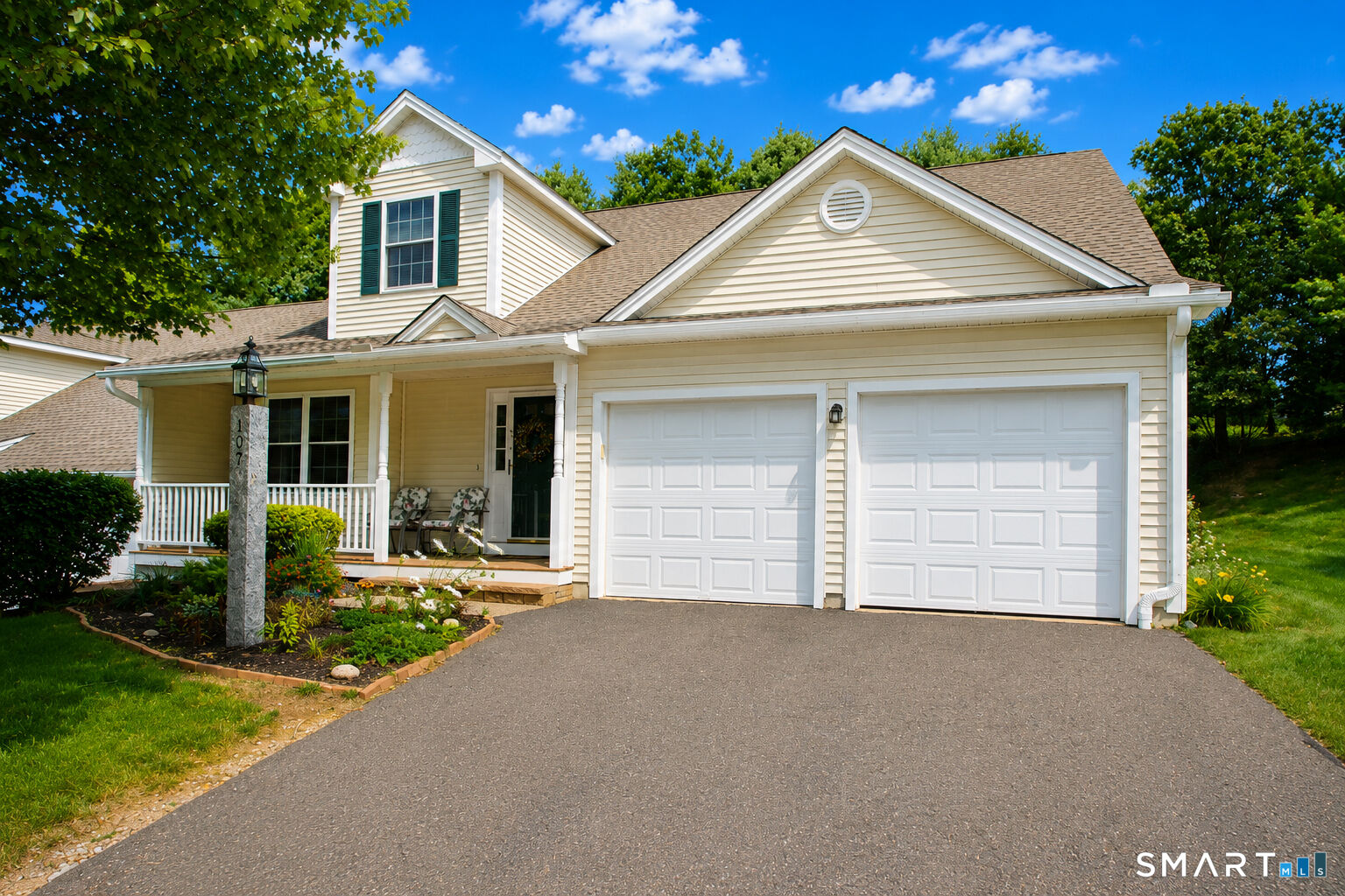 Property Photo:  107 Meadow Brook Road 107  CT 06478 