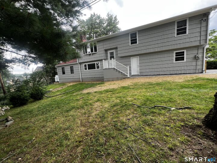 Property Photo:  485 Peet Street  CT 06606 