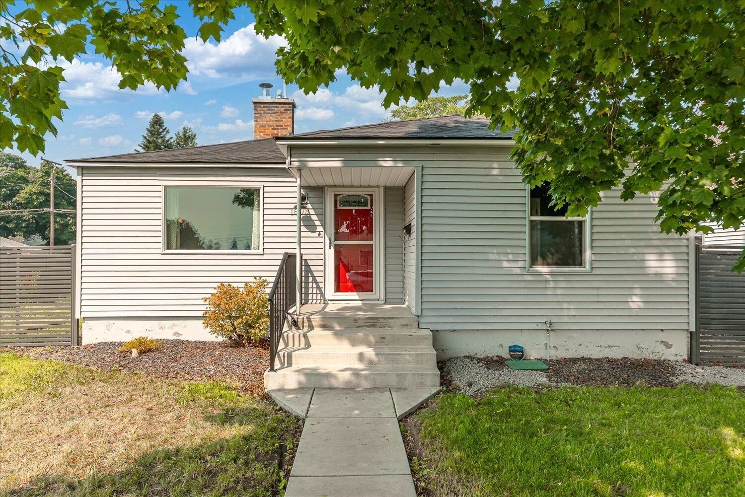 Property Photo: 1803 N Cook St WA 99207