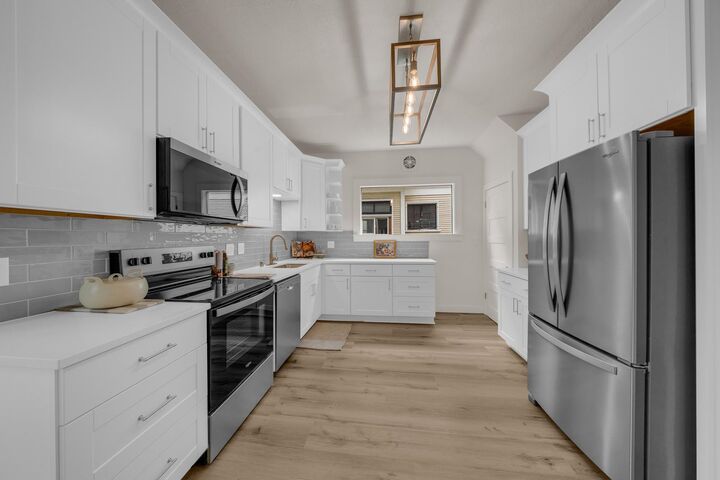 Property Photo:  1128 W Mansfield Ave  WA 99205 