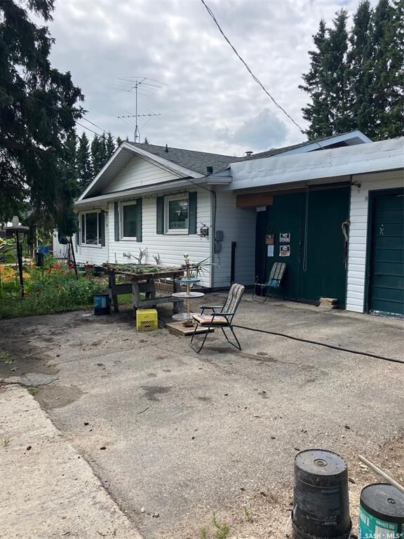 Property Photo: 426 Poplar Peak Street SK S0A 2G0