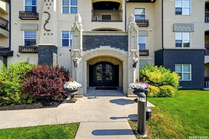 Property Photo: 1545 Neville Drive 109 SK S4Z 0A7