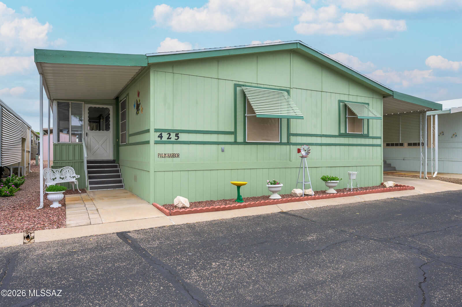 Property Photo: 8401 S Kolb Road 425 AZ 85756