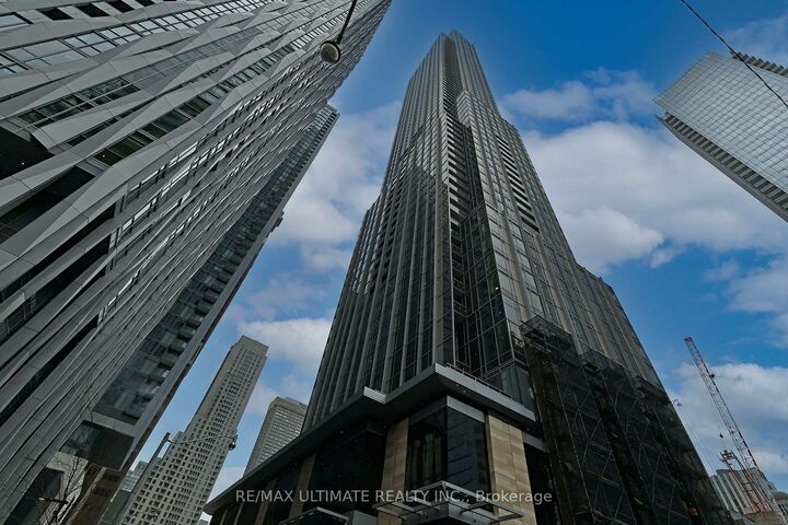 Photo de la propriété:  11 Yorkville Avenue 1713  ON M4W 0B7 