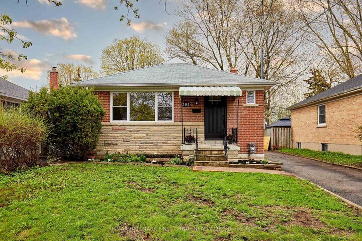 Property Photo: 295 Baldwin Street ON L1H 6H5