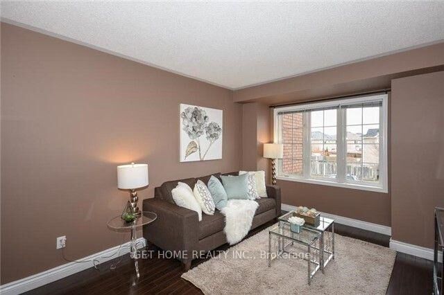 Property Photo:  76 Dunlop Court Main  ON L6X 4Y4 