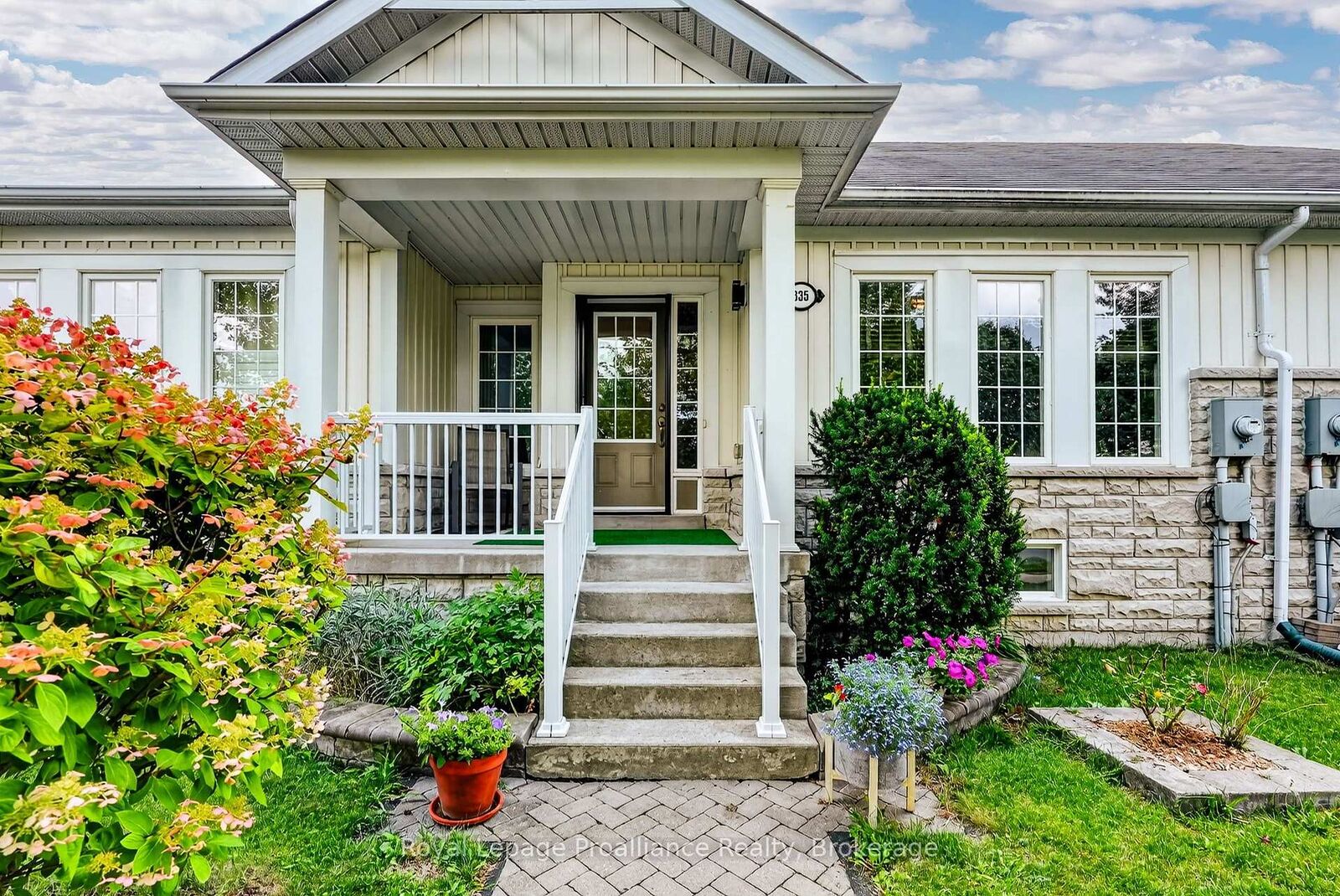Property Photo:  835 Charles Wilson Parkway  ON K9A 0H2 