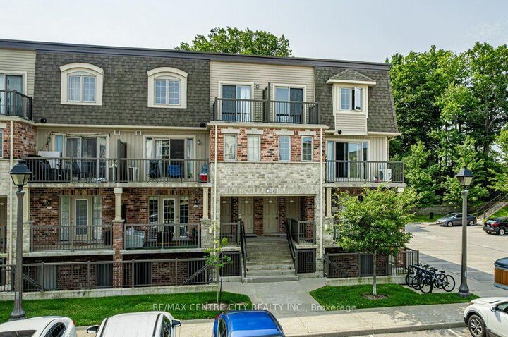 Property Photo:  243 Rachel Crescent D  ON N2R 0E2 