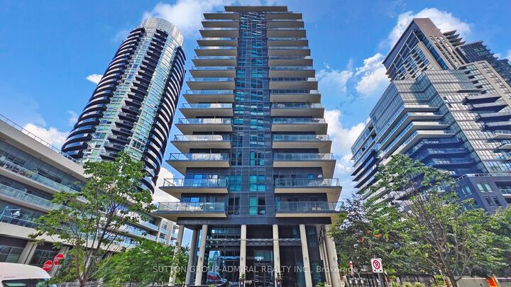 39 Annie Craig Drive Th 104 — photo 1