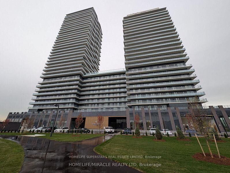Property Photo:  15 Skyridge Drive 1120  ON L6P 4S3 