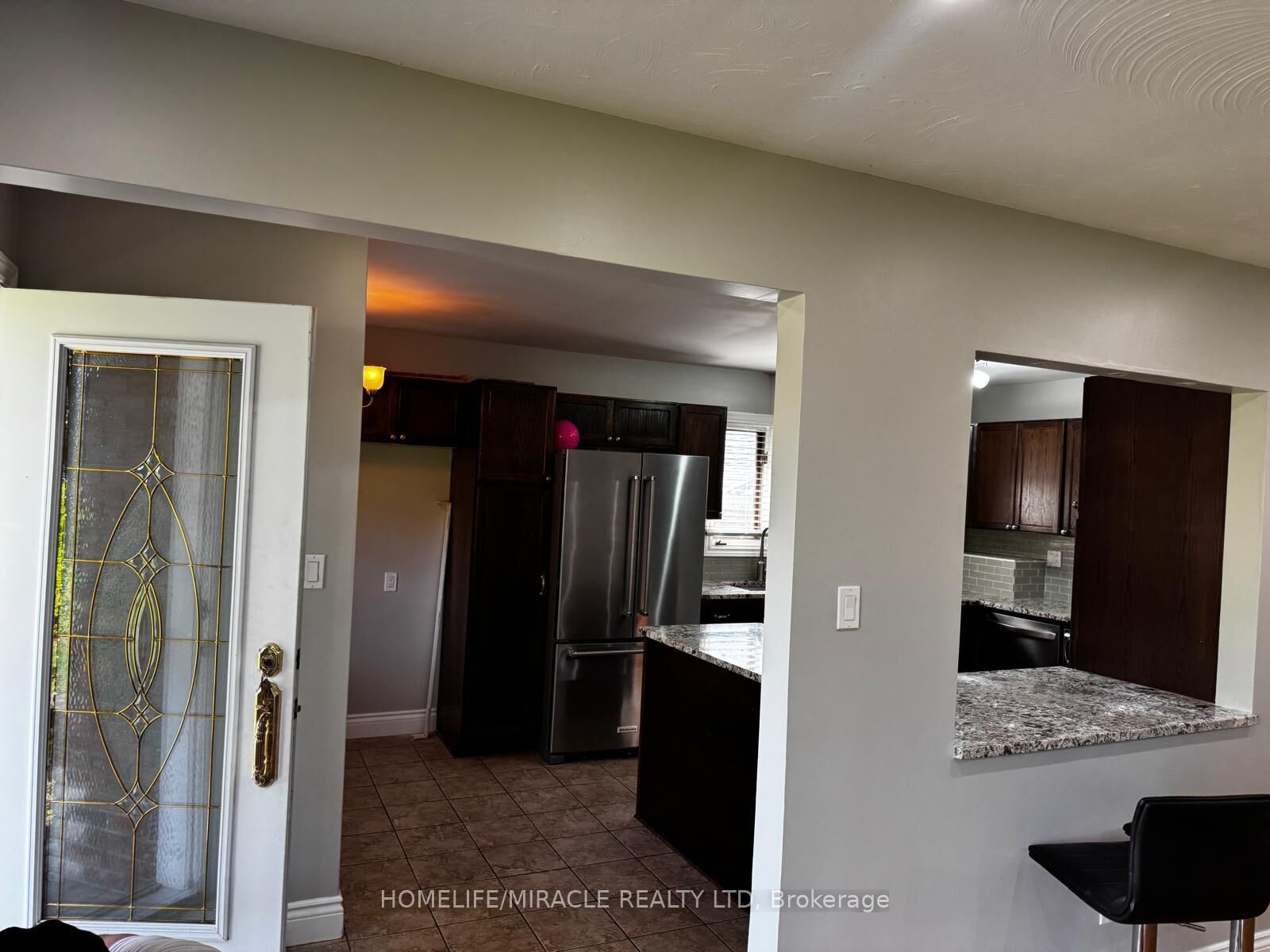 Property Photo: 920 Willowdale Avenue ON L1H 1W2