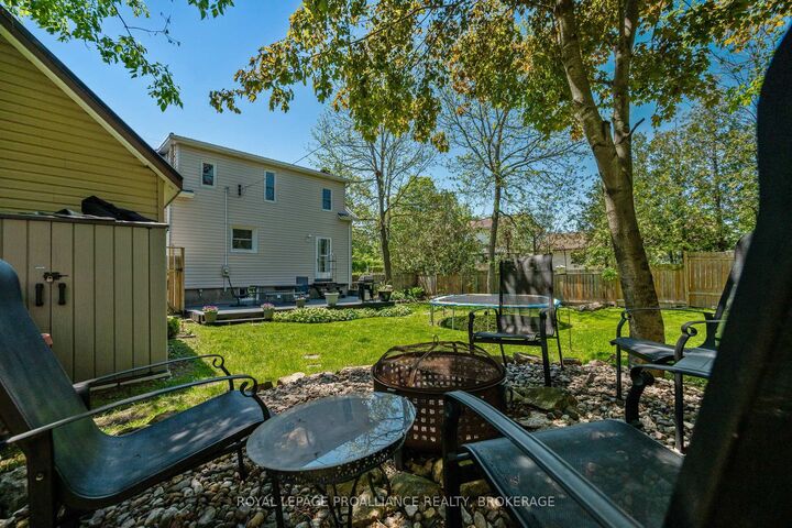 Property Photo:  560 King Street W  ON K7G 2H1 