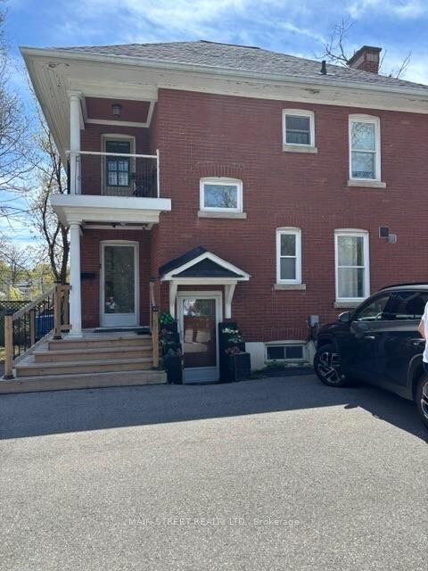 Property Photo:  12 Vincent Street  ON L3Y 4G2 