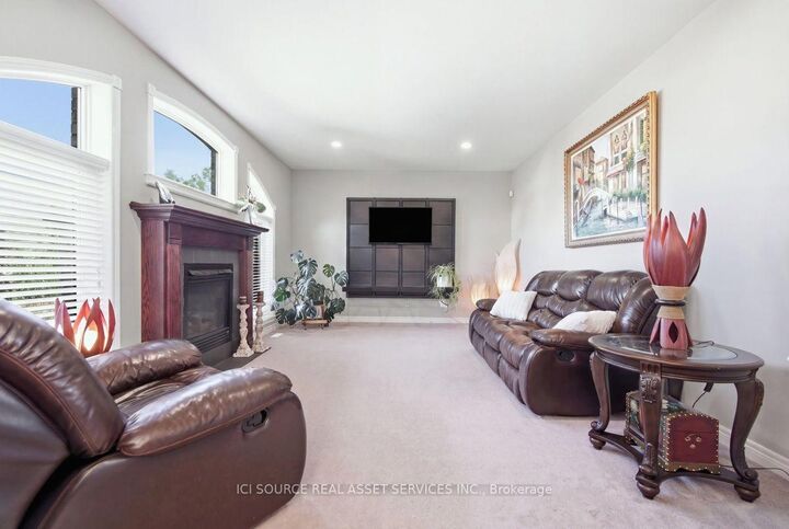 Property Photo: 1017 Apricot Place ON N6K 5A5