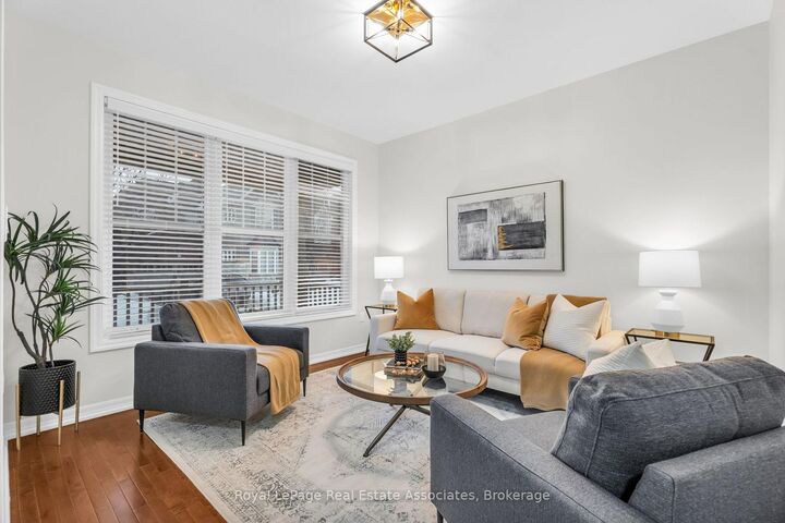 Property Photo: 879 Etherington Way ON L9T 0Z3