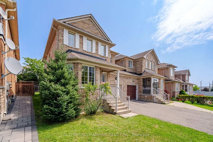 Property Photo: 187 Red Maple Road ON L4B 4S6