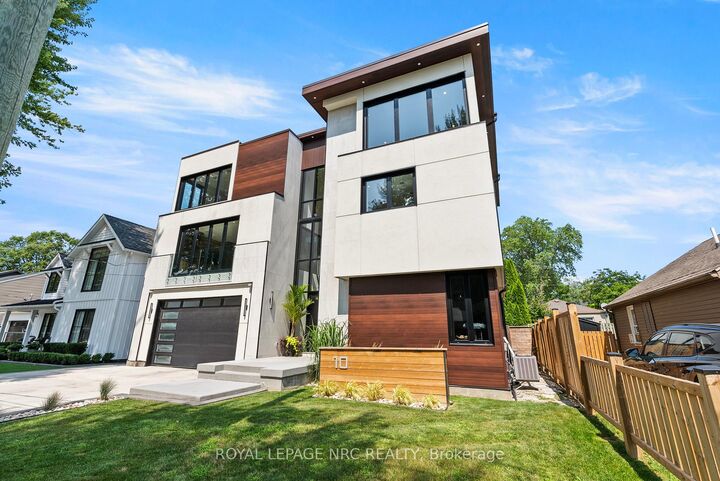 Property Photo: 10 Pawling Street ON L2N 5M2