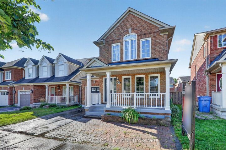 Property Photo: 23 Harry Sanders Avenue ON L4A 0J7