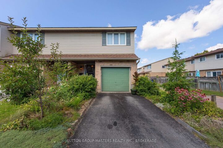 Property Photo:  52 Coventry Crescent 34  ON K7M 7S7 