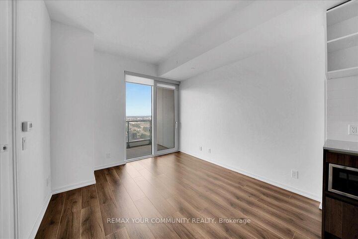 Property Photo: 1000 Portage Parkway 2002 ON L4K 0L1