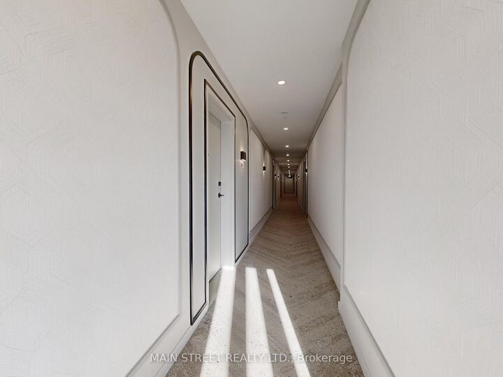Property Photo:  49 Charles Street 305  ON L3Y 3V7 