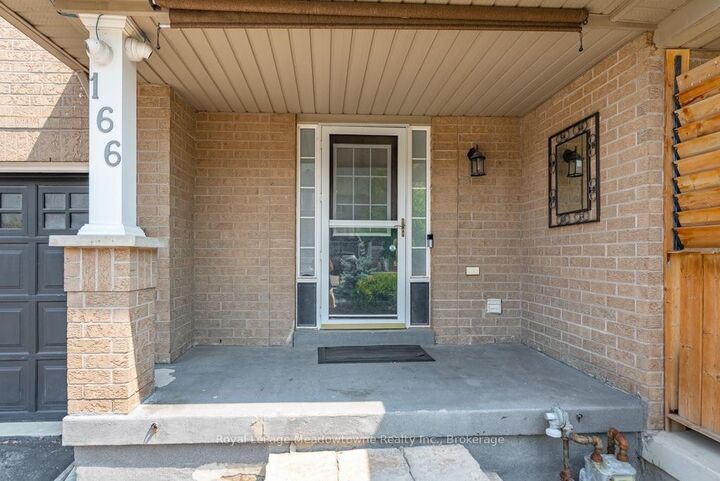 Property Photo:  166 Panton Trail  ON L9T 6K4 