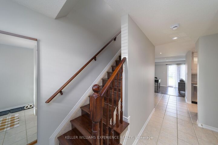 Property Photo:  12 Monarchy Street  ON L4M 7K2 