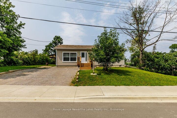 Property Photo: 112 Murray Street ON K0M 1N0