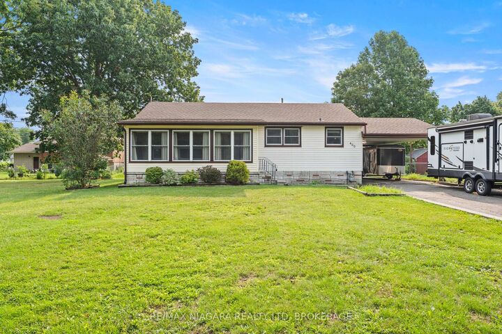 Property Photo: 466 Clare Avenue ON L3C 3B3